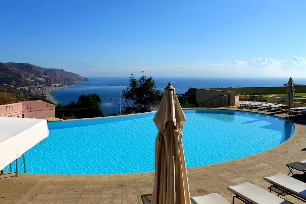 Taormina Ibiscus Apartment By Taormina Holidays