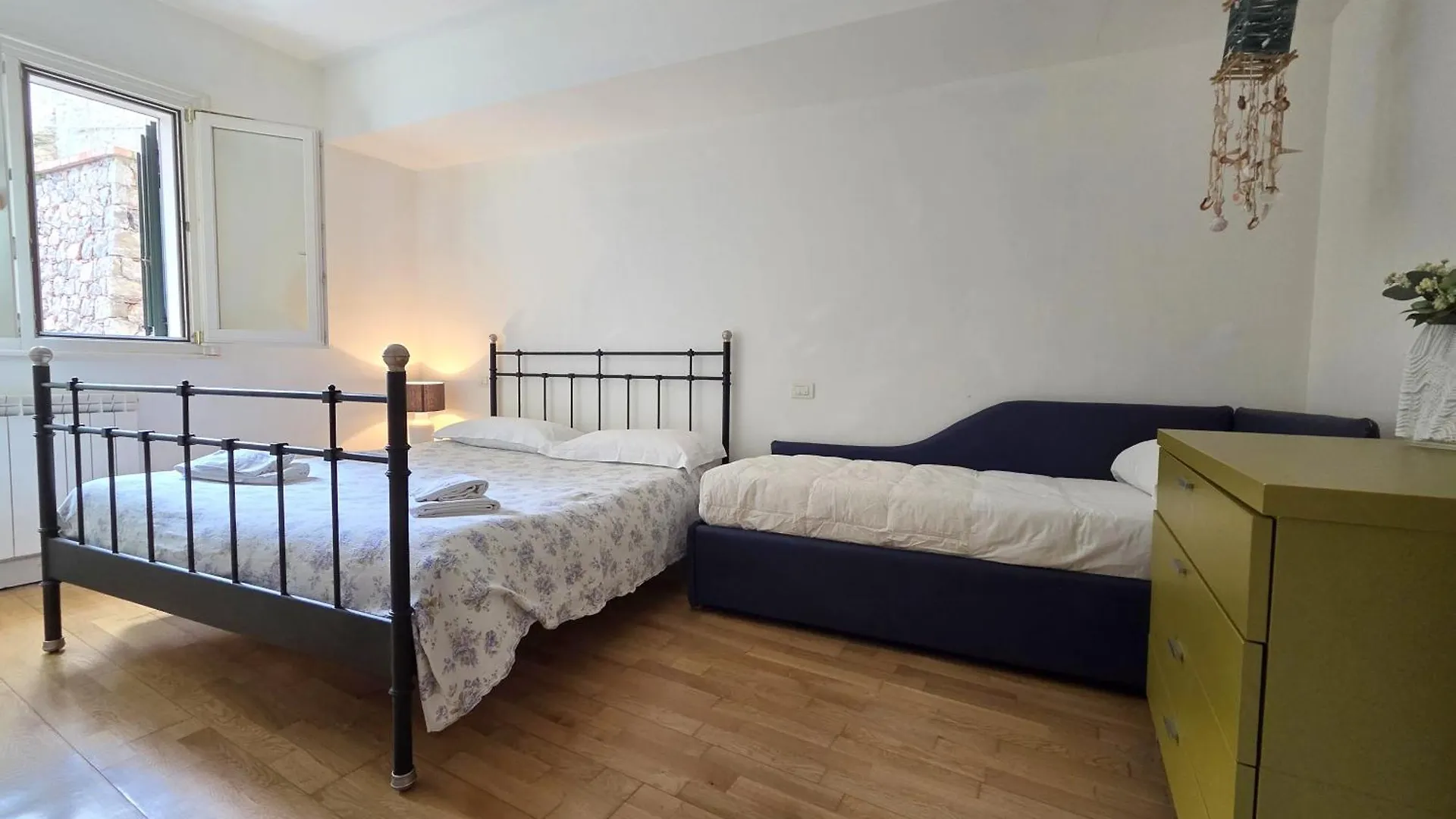 Taormina Ibiscus Apartment By Taormina Holidays